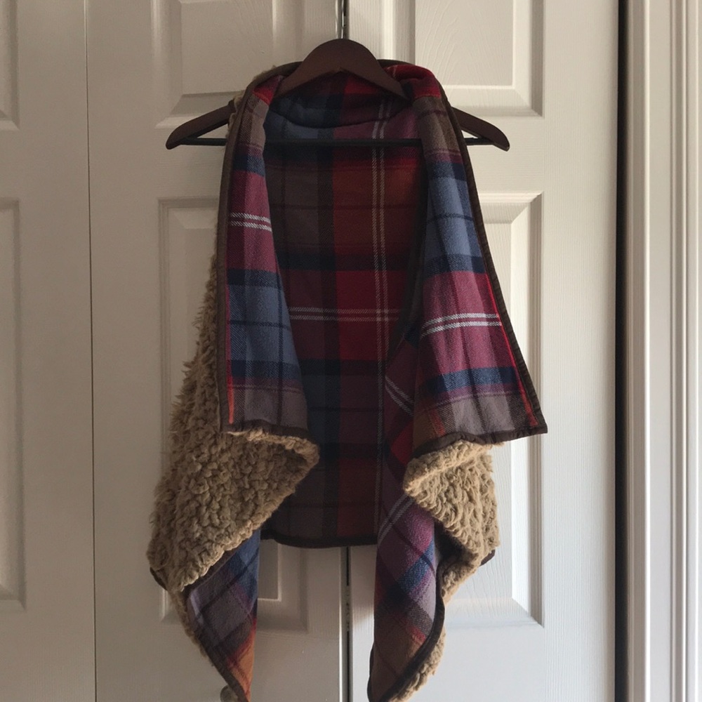 Reversible Vest - Picture 2 of 5